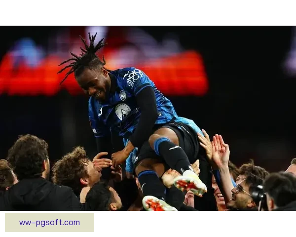 亚特兰大历史性首夺欧联杯荣耀震撼球坛