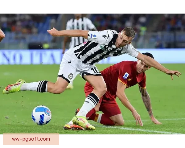 乌迪内斯频繁更换主帅困境不断 力拼艰难保级目标