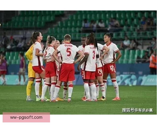 加拿大女足主帅因涉嫌偷拍事件被停职调查 引发社会广泛关注