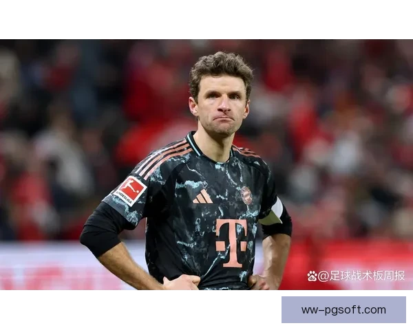 穆勒在海登海姆门前高接低挡展现出超凡射术助拜仁进球